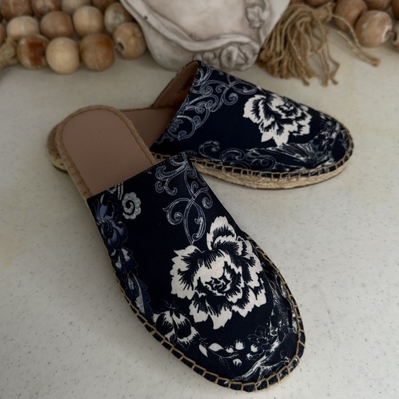 JOHNNY WAS Olivia Mule Espadrille Flats olivia print Sz 8 - Picture 3 of 10
